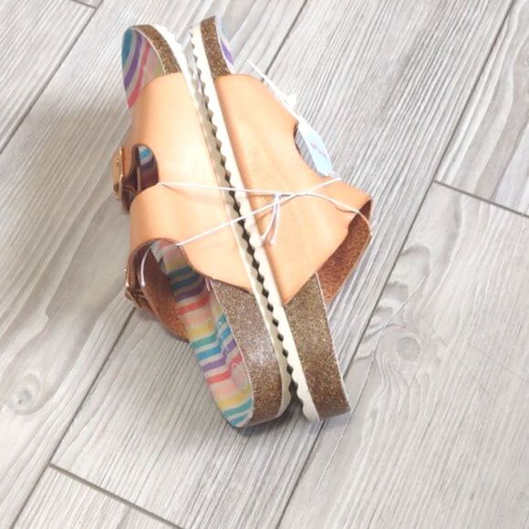 (21-1067) 🔥3/$20🔥 Cat & Jack Tan Drew Sandals Size 5 - Picture 5 of 10